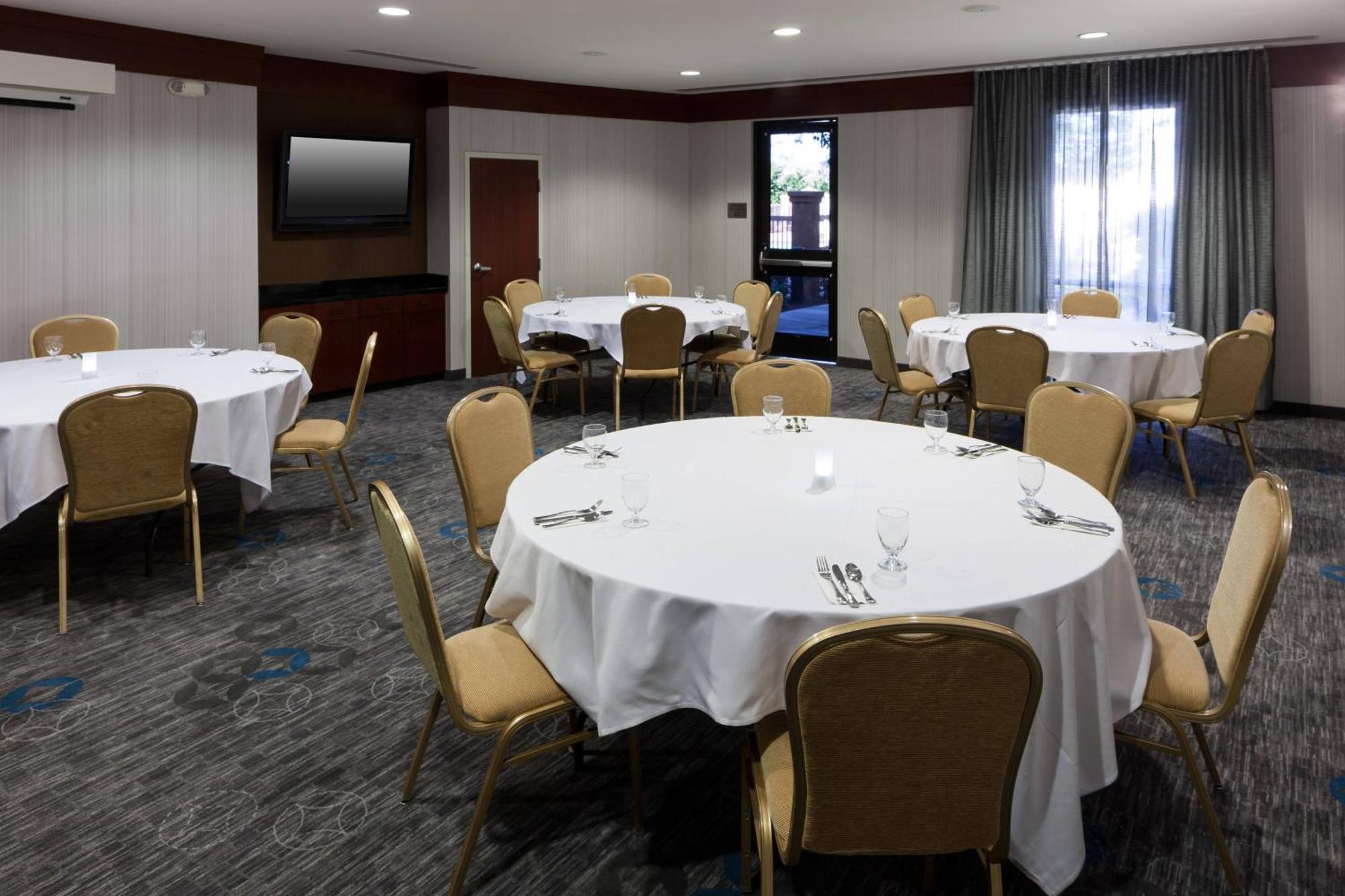מלון Courtyard By Marriott Santa Clarita ולנסיה מראה חיצוני תמונה