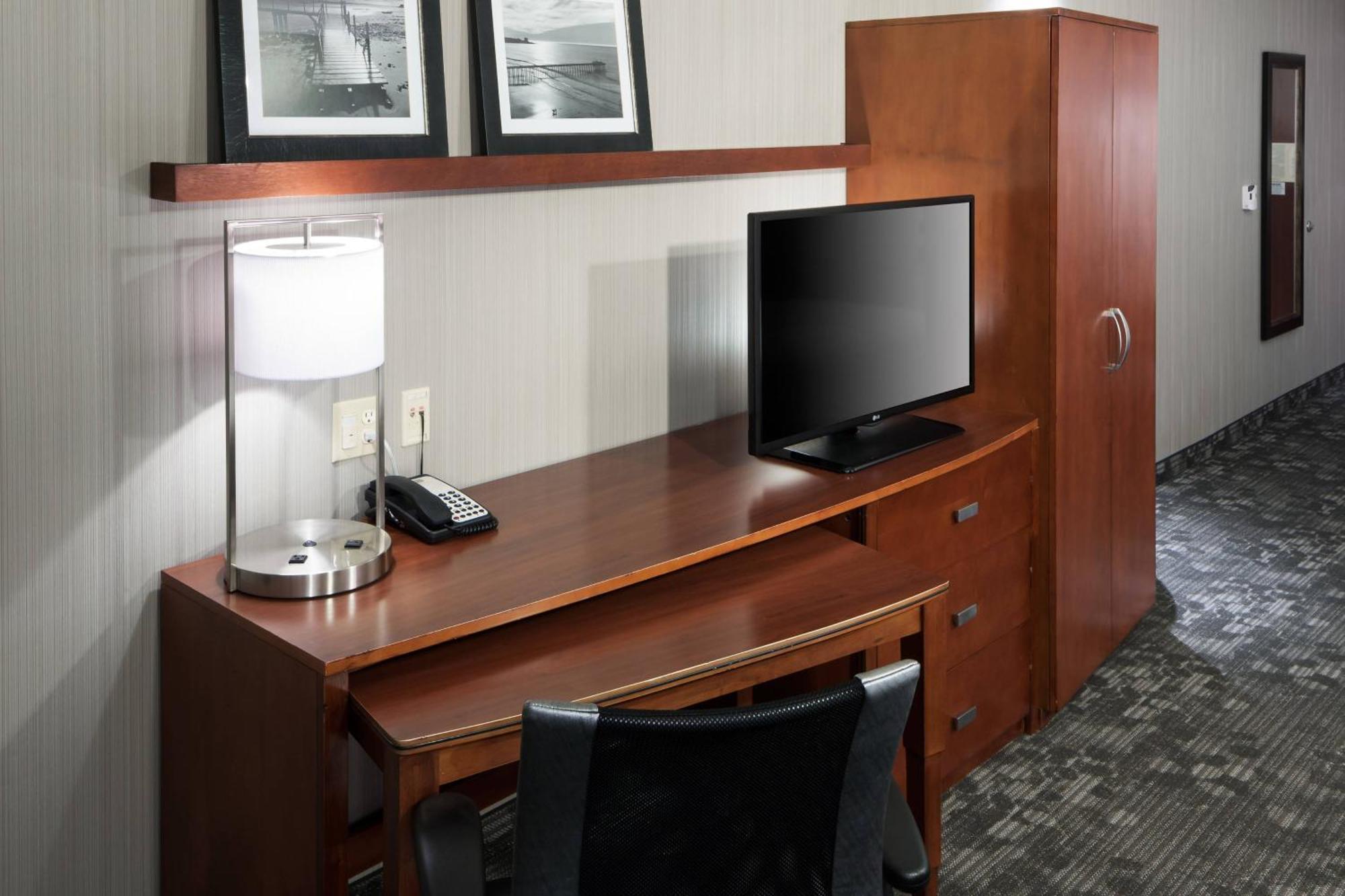 מלון Courtyard By Marriott Santa Clarita ולנסיה מראה חיצוני תמונה