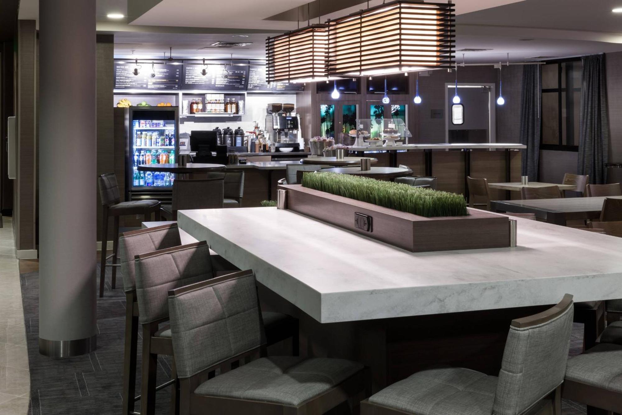 מלון Courtyard By Marriott Santa Clarita ולנסיה מראה חיצוני תמונה