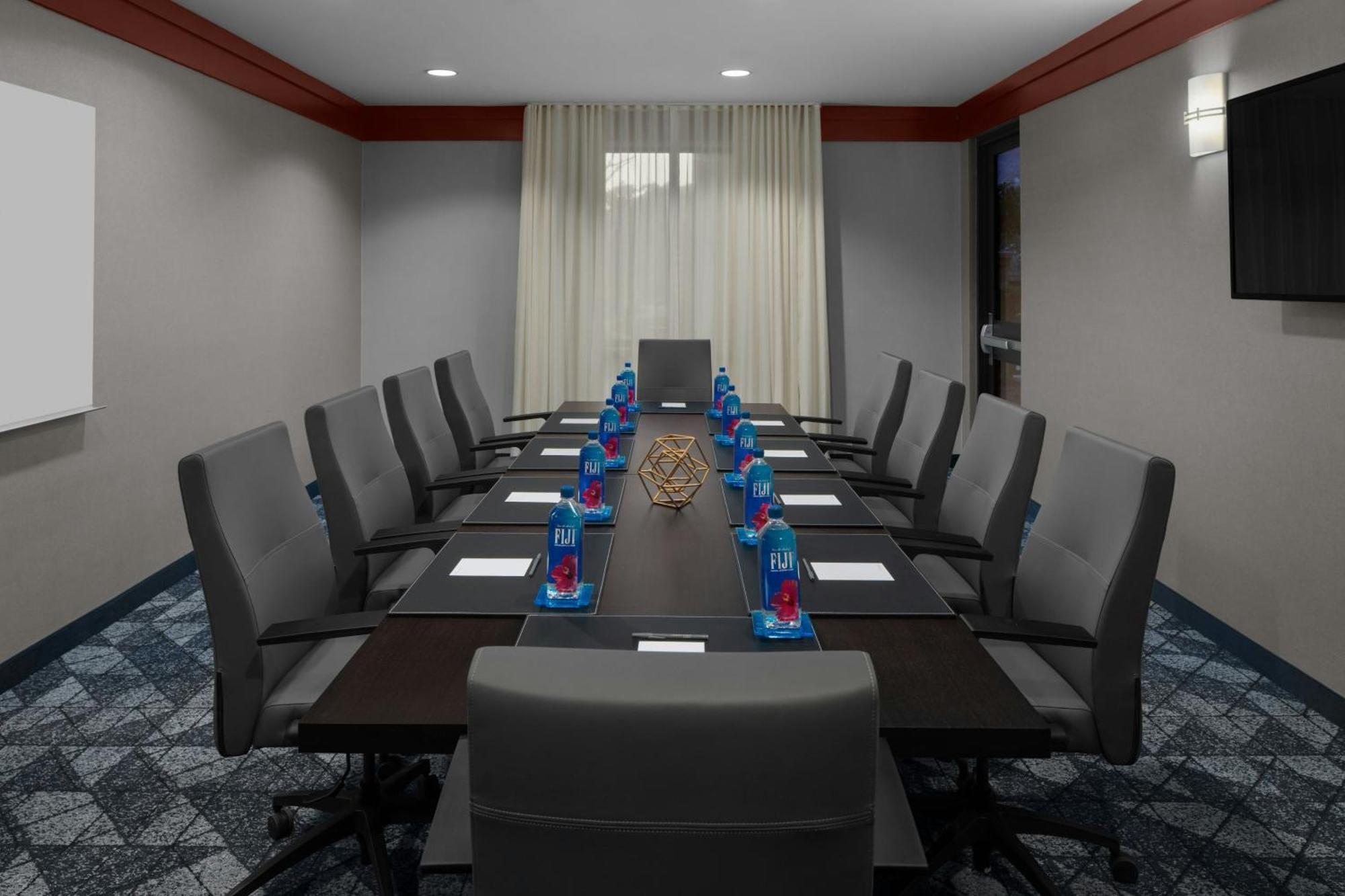 מלון Courtyard By Marriott Santa Clarita ולנסיה מראה חיצוני תמונה